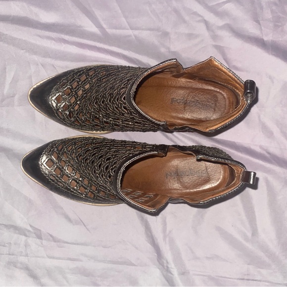 JEFFREY CAMPBELL Taggart Black Leather Ankle Bootie Boots Cut Outs - Picture 3 of 4